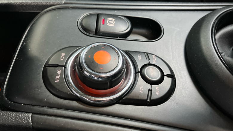 MINI Countryman 2.0 Cooper D 5dr [Chili/Nav+ Pack] Diesel Hatchback